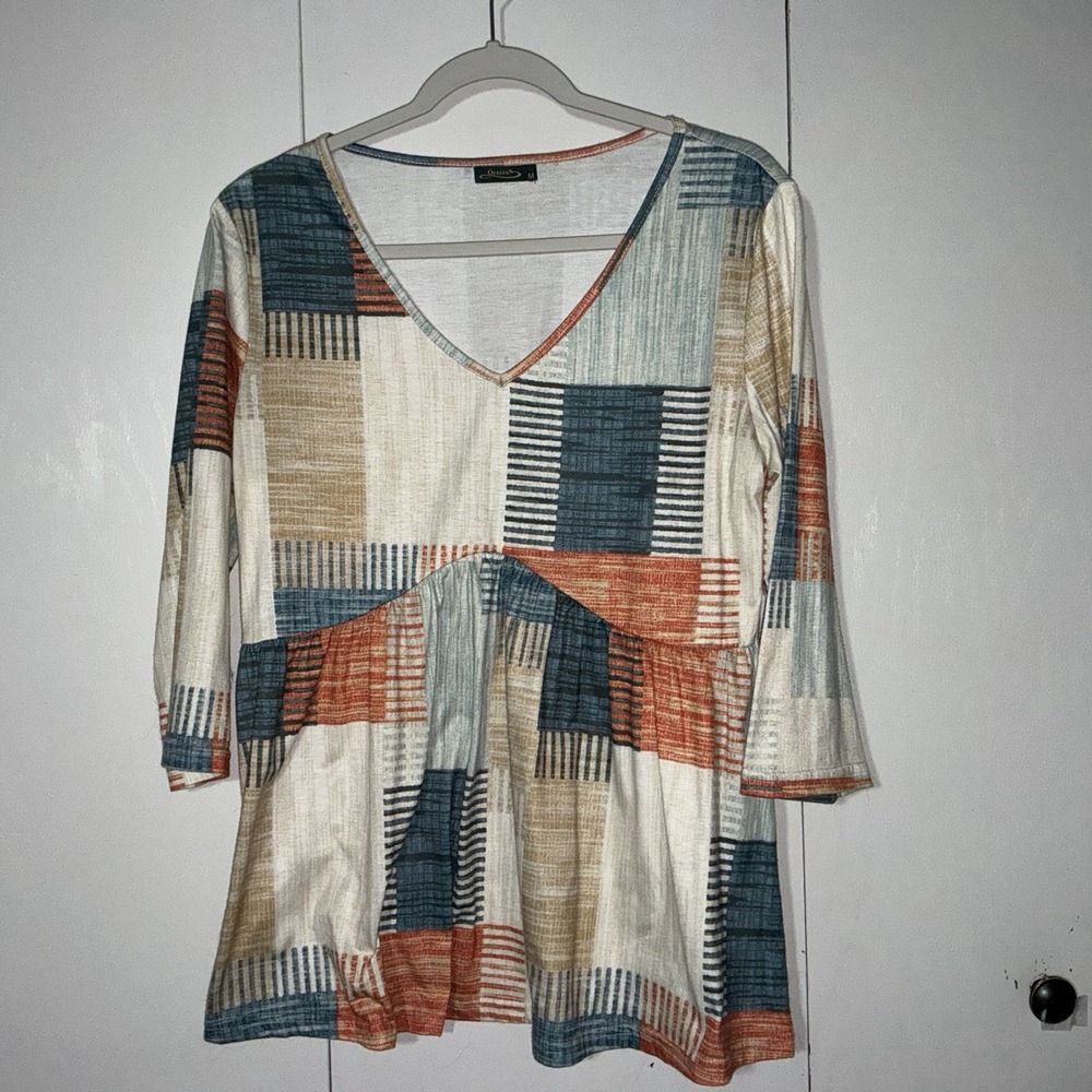 Ofeefan Ladies Medium Patchwork Look Tunic Style Blouse 20x27